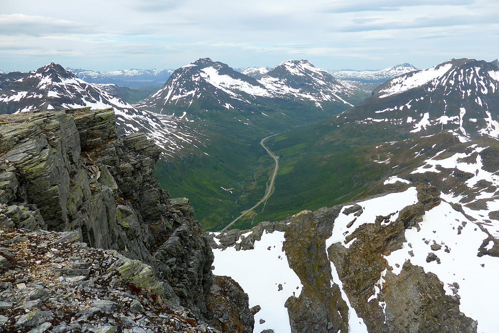 Lavangsdalen sett fra toppen
