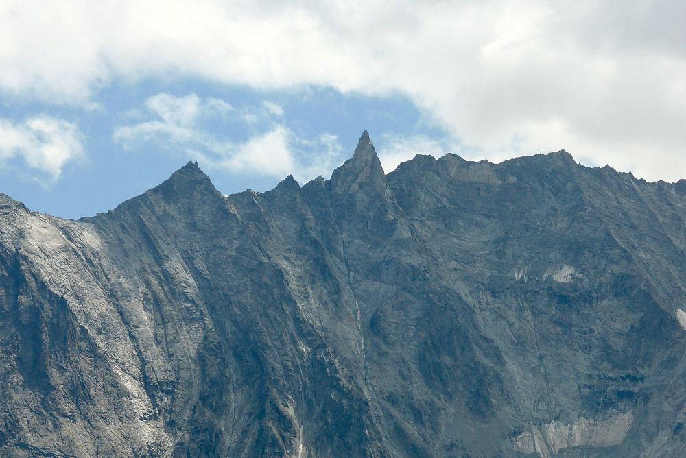Vestryggen på Dent de Tsalion og Aiguille de la Tsa som jeg var på i 2016
