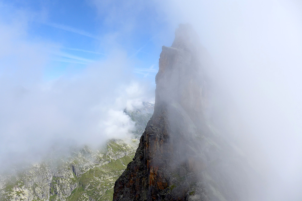 Grand Perron seen from on the way up to Pointe Vouilloz