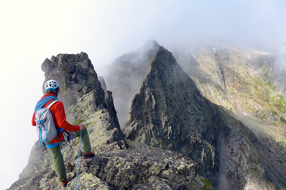 The rest of the traverse from Pointe Vouilloz to Pointe de l'Ifala