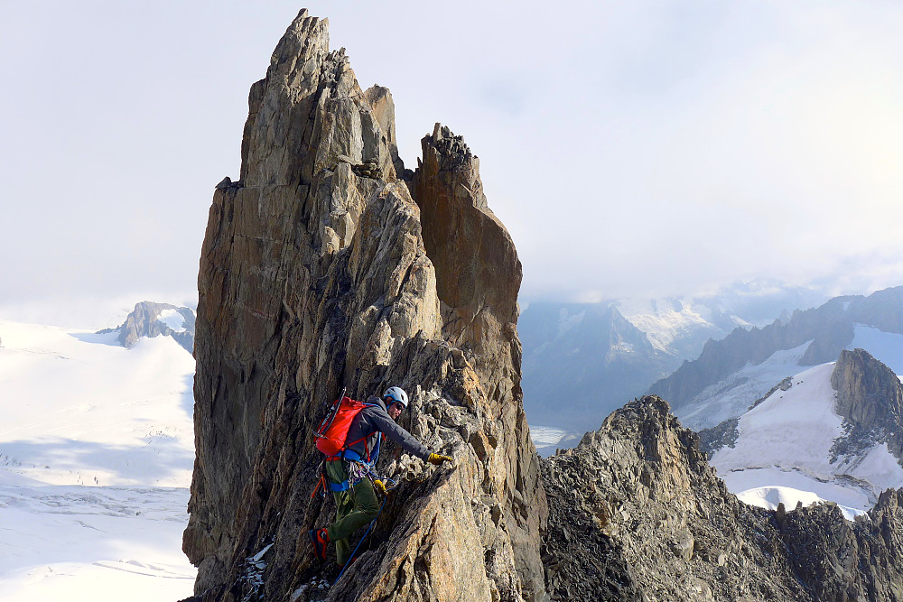 Traversing across a narrow bit of the ridge