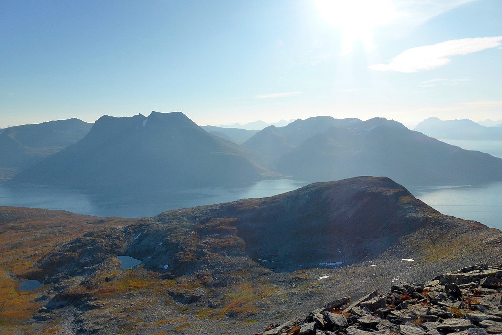 Bentsjordtinden og Trollholtindane