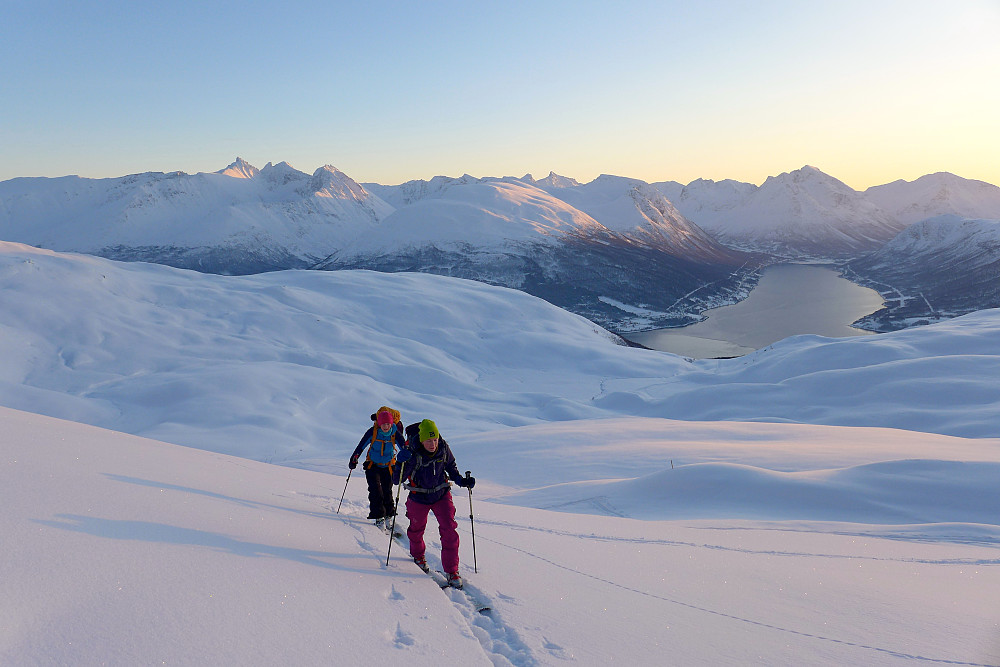 Fjærlett puddersnø