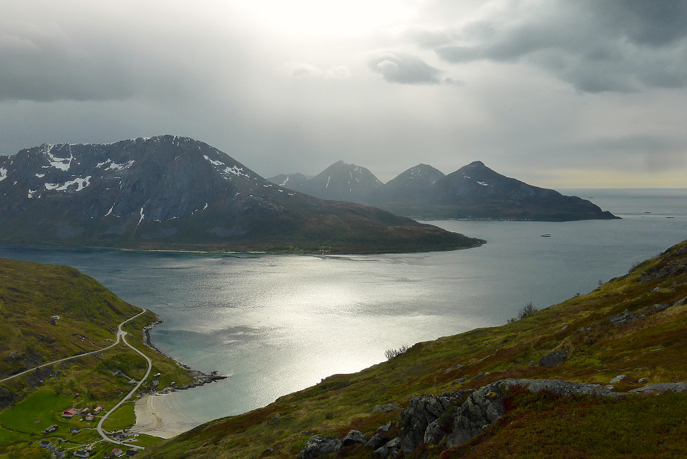 Nesten-dramatiske lysforhold over havet :)
