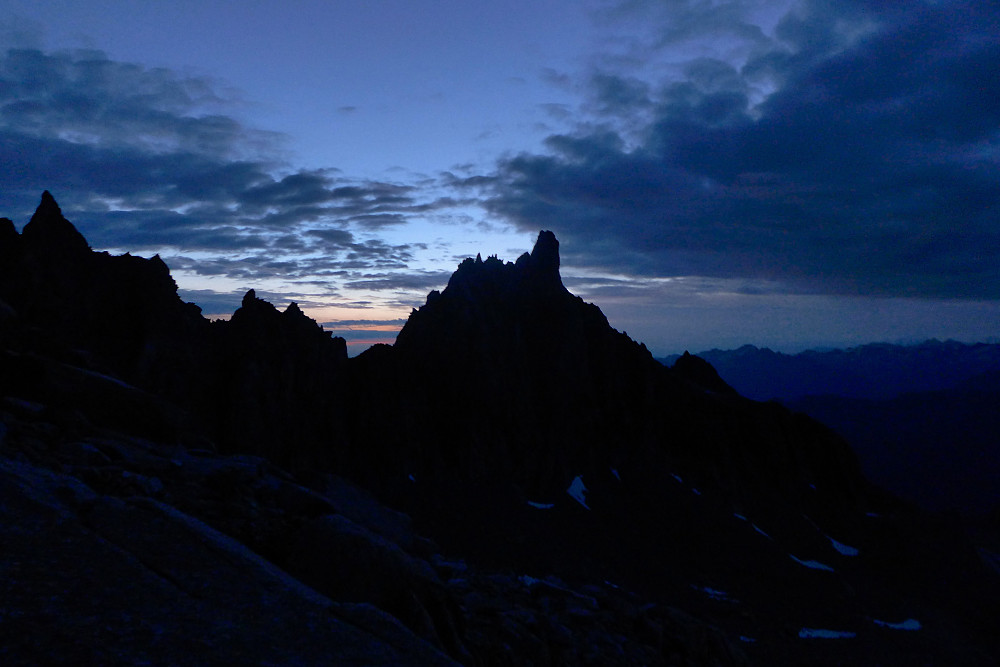 Aiguille d'Orny at around 5.30am