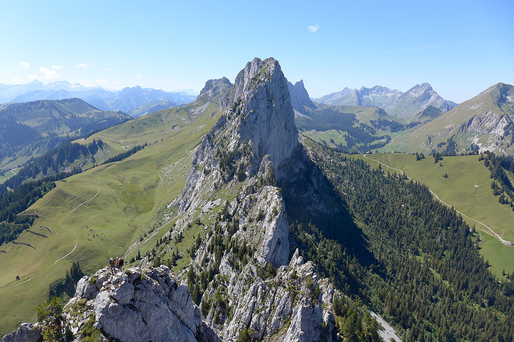 View of the traverse from the Marchzähne