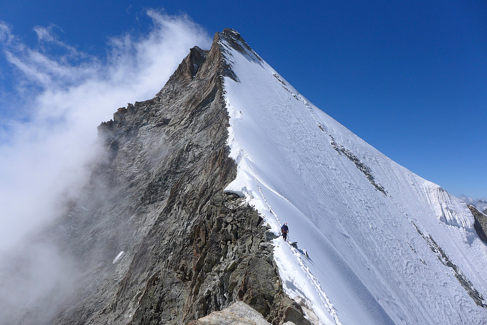 Final look back at the Ober Gabelhorn on the descent to the Rothorn hut