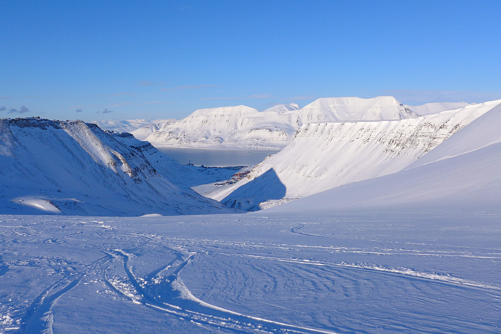 Fint skiføre på breen