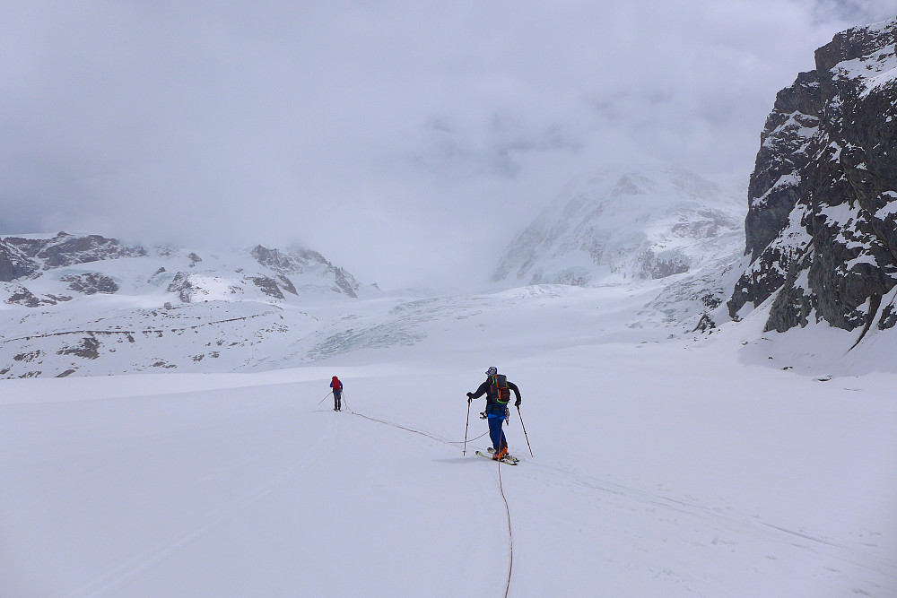 Skiing up the Grenzgletcher to the Monte Rosa hut
