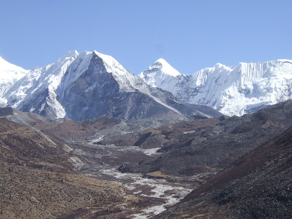 On the trail between Dingboche and Chukung, looking up the valley in the direction of Island Peak