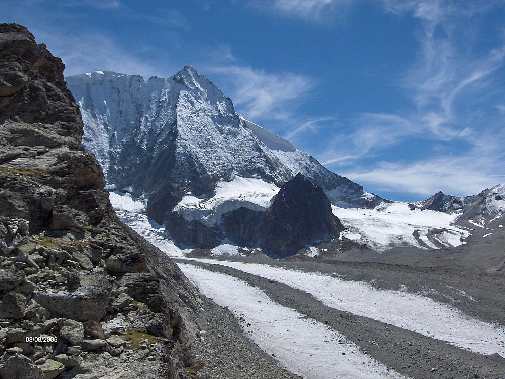Mont Blanc de Cheilon seen from the Dix glacier