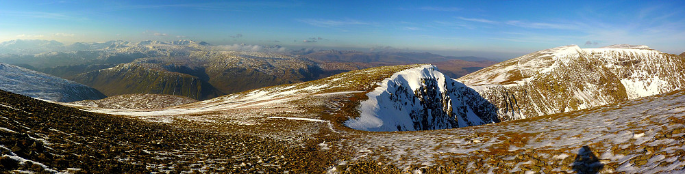 Descending from Dollywagon Pike and looking towards Nethermost Pike and Helvellyn (left hand side of picture)
