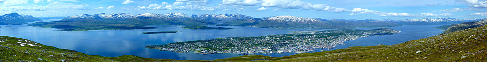 Fløya tilbyr kjempefine utsikt over Tromsøya