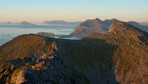 View north towards Vengsøya and Tromtinden