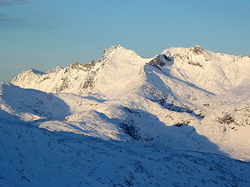 Middagstinden seen (with a zoom) from Skittenskarfjellet