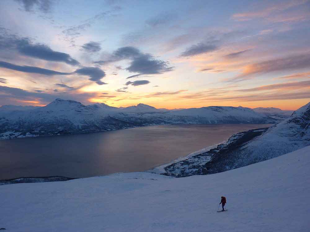Flott solnedgang da vi kjørte ned