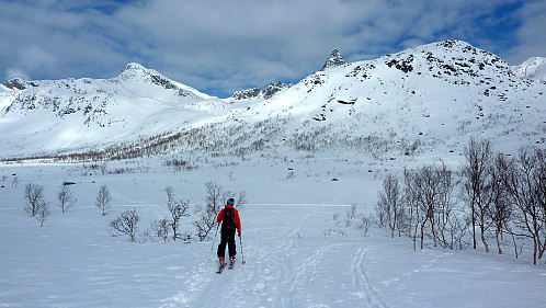 Vanlig rute inn mot Skitntinden