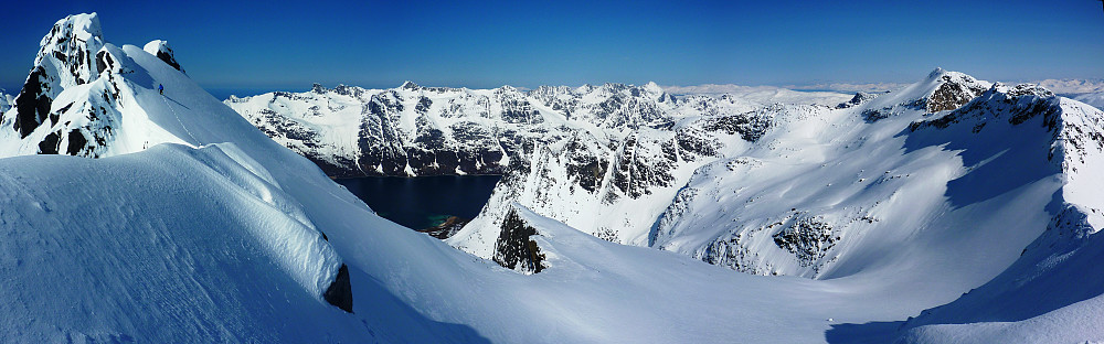 Utrolig fint å se på utsikten over Ersfjorden :)
