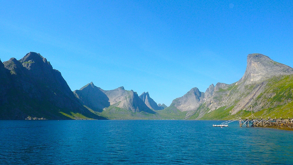 Båtturen fra Reine mot Vindstad og Forsfjorden