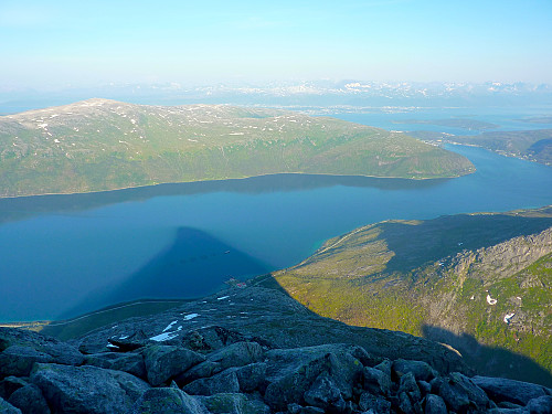 Blåmann sin skygge, sett ovenfra (syntes dette var kult)