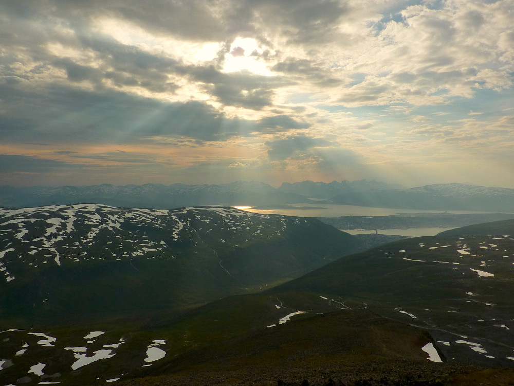 Før det kommer tordenvær er det alltid fantastisk himmel.
