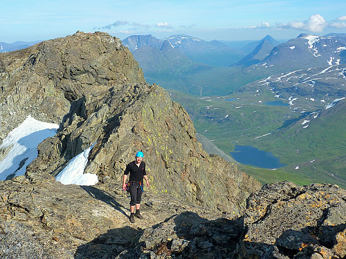 Tim med østtoppen i bakgrunn