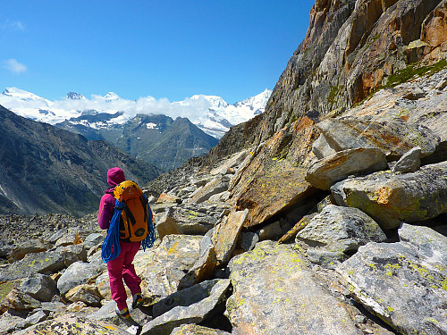The short approach walk to the start of the route