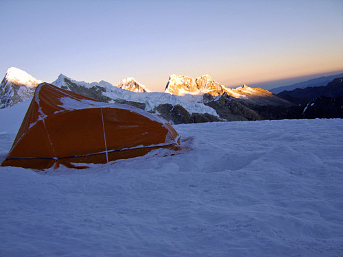 The tents belonging to the Chilean (?) climbers
