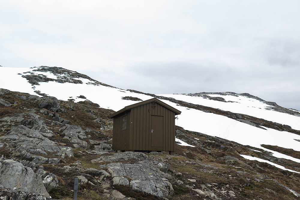 Ei bu på ca 750 moh