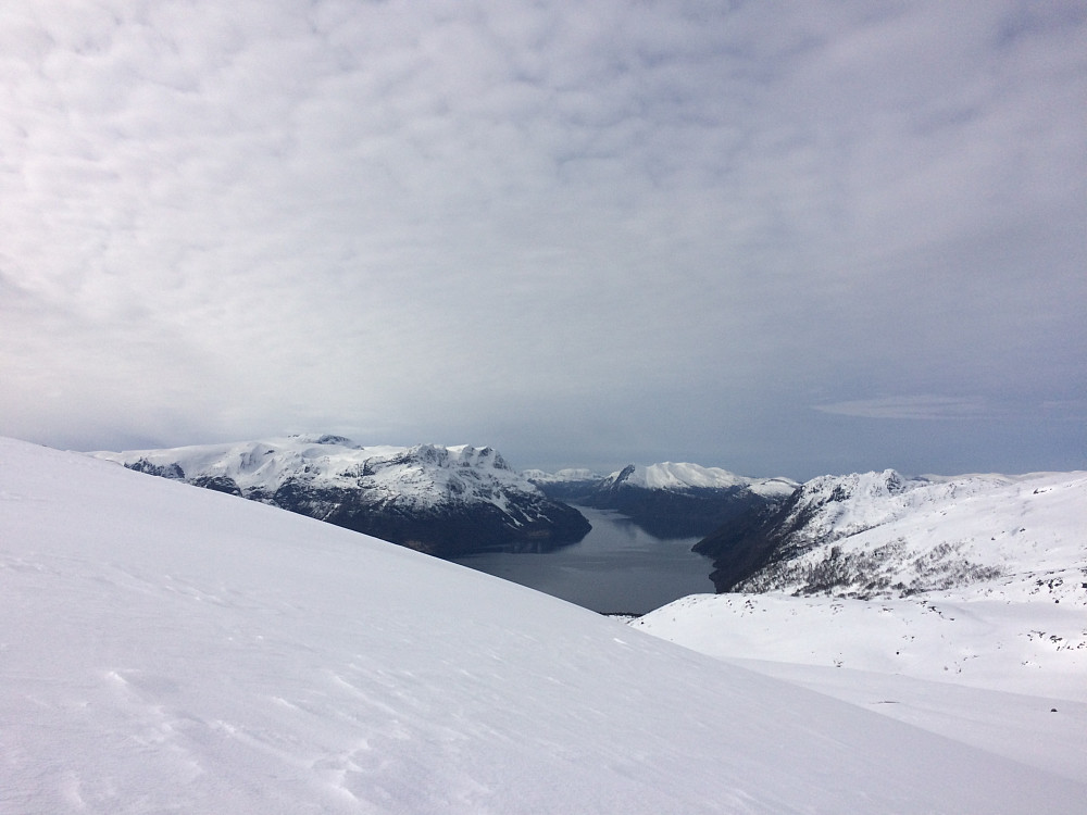 ut Nordfjorden