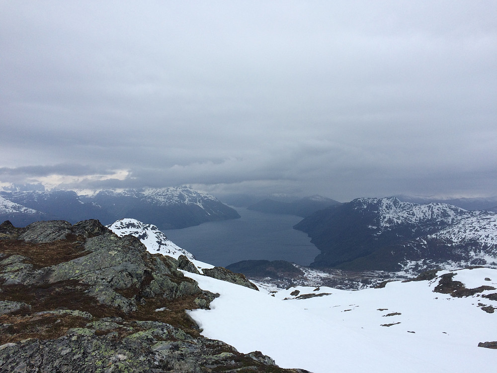 Fra Svartegga ut Nordfjorden