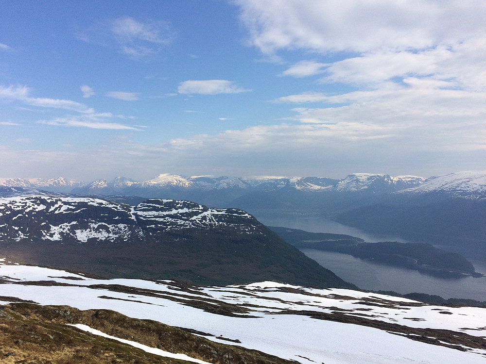Mot Lotsbergnibba