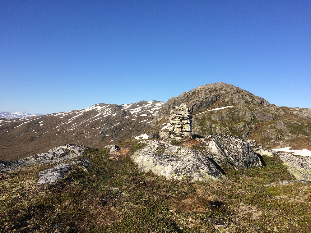 Austre Lotsbergnibba 825