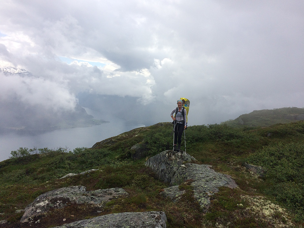 litt gløtt av blå himmel