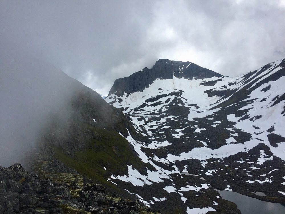 Et Glimt bakover mot Flosteinsnibba