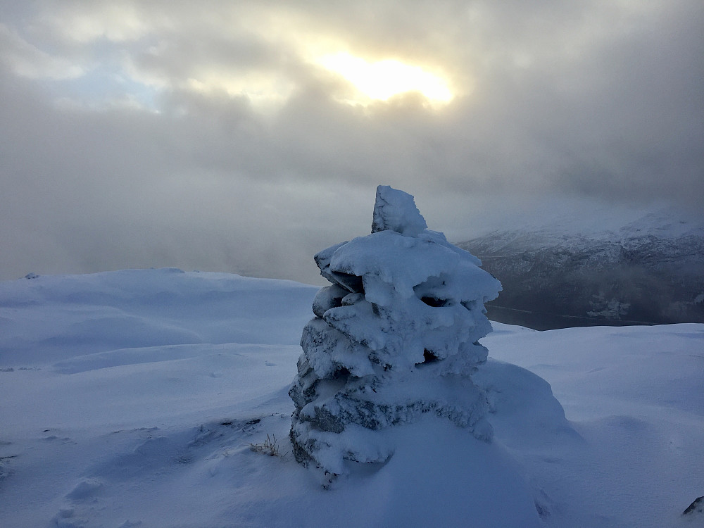 Solgløtt over Gloppefjell