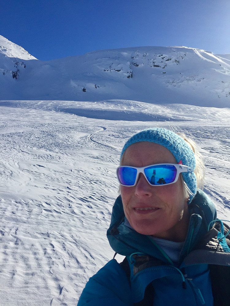 Godt nøgd etter Gjørva. Litt hardpakket snø gjorde til at jeg måtte være forsiktig for å unngå noe fall. Men ellers helt supert :-)