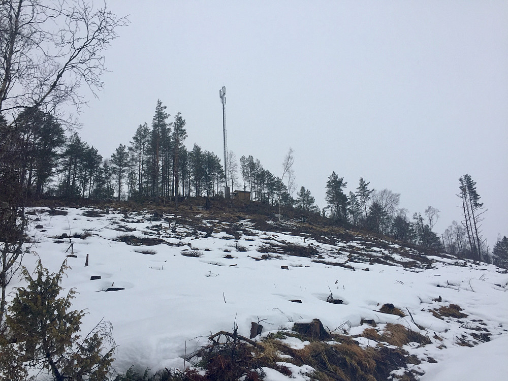 Fra enden av veien, som de fleste kjører opp når det er farbart vil jeg tro... 