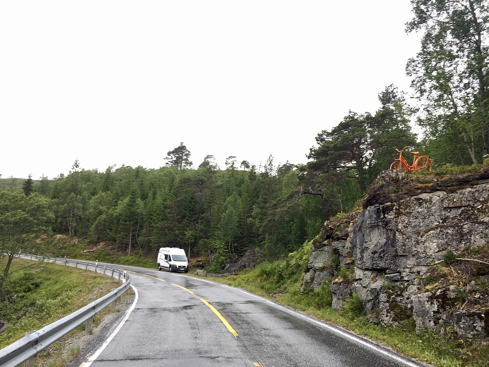 Utsøkt utsikt mot Eikesdalen fra Jamtetind