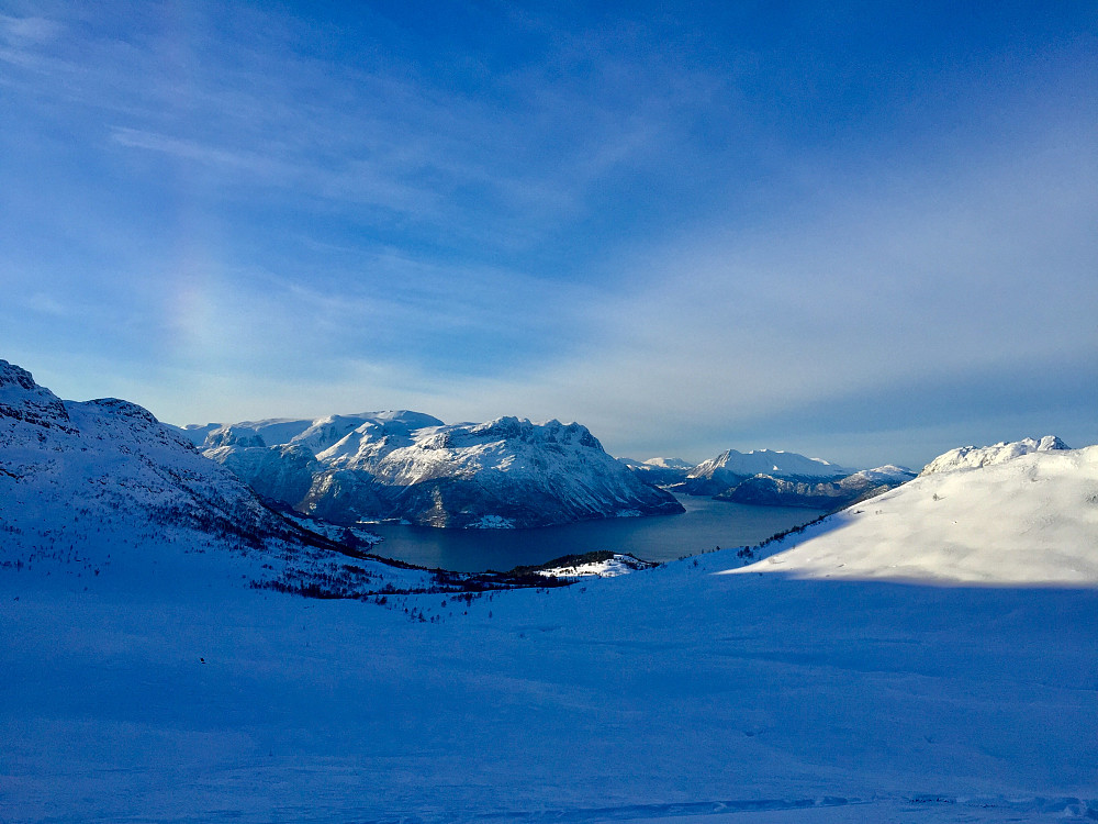 Lotsbergdalen i skygge