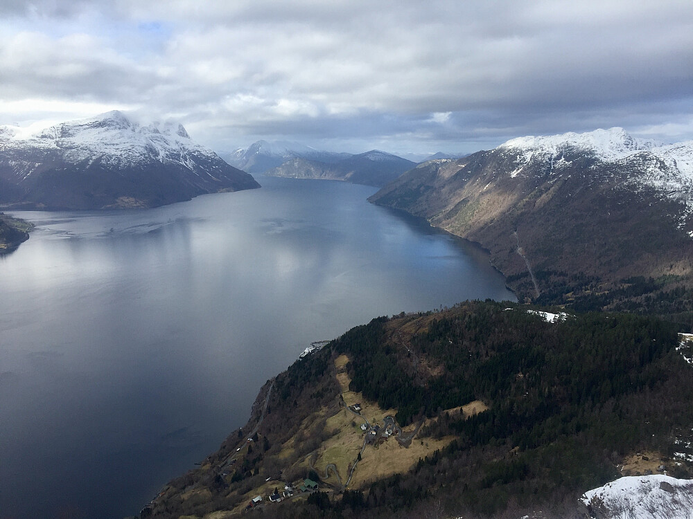 Omtrent bart på Lotsbergstøylen 
