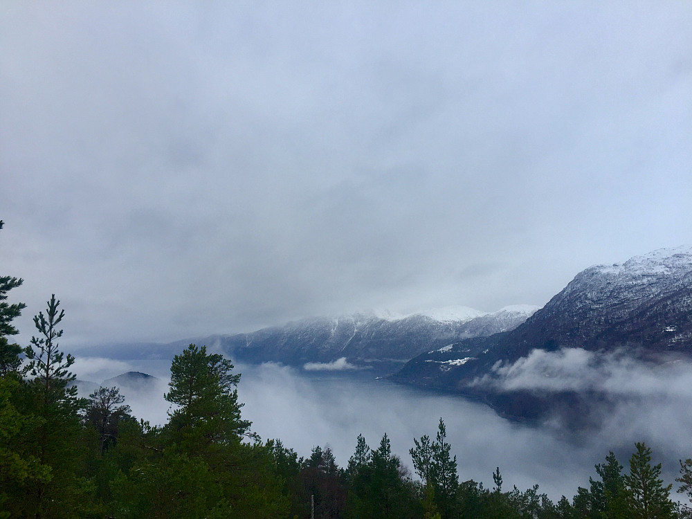 Flott utsikt mot Lotsberg fra Bolberg