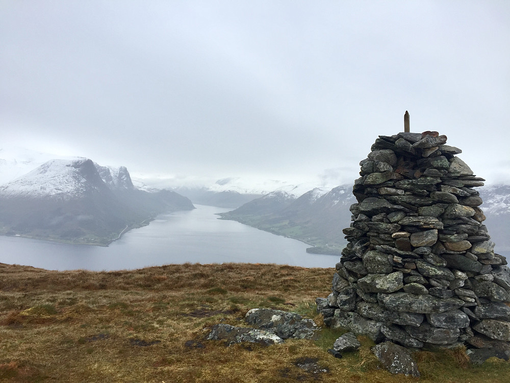 Fra Veten mot Syvdefjorden og Vanylven