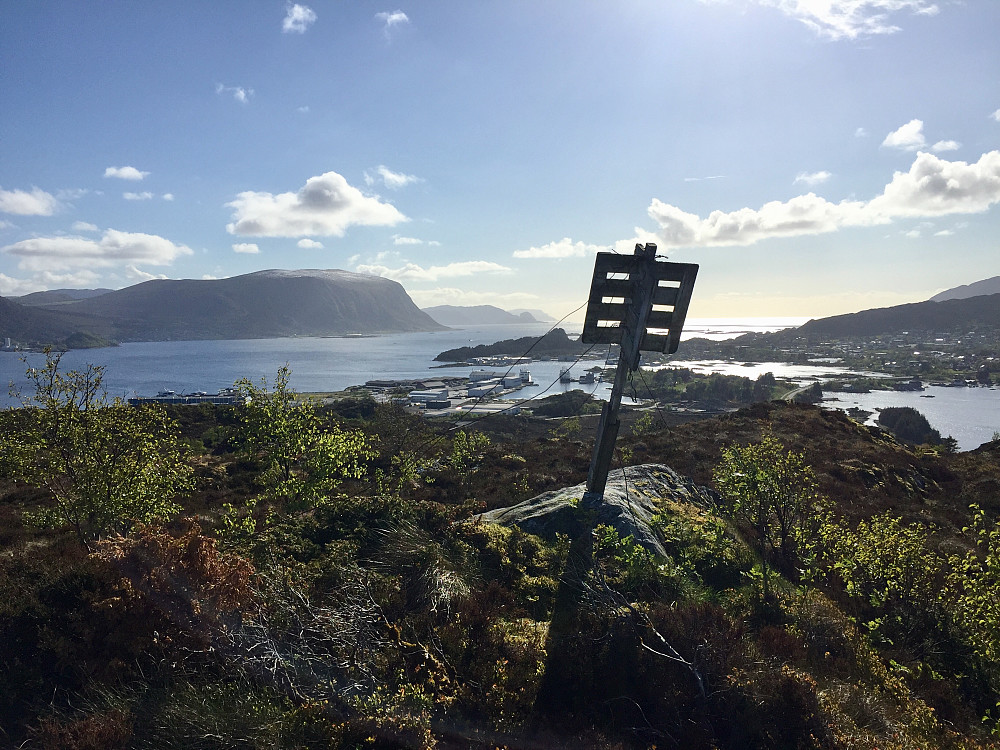 Fra Grønfjellet, et noe vaklende og vindskjeivt triggpunkt på denne myr- og lyngkledde haugen