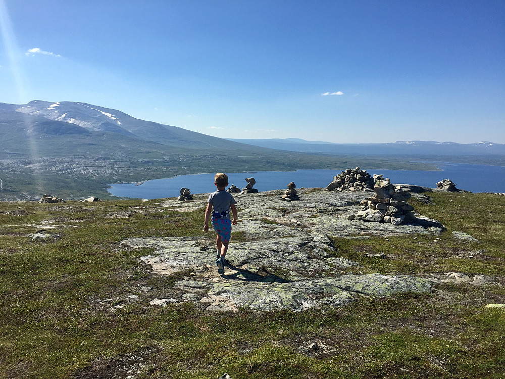 Mye (unødvendige) varder på toppen