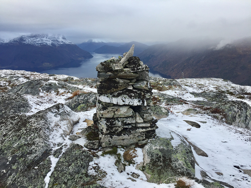 Lotsbergnibba 825