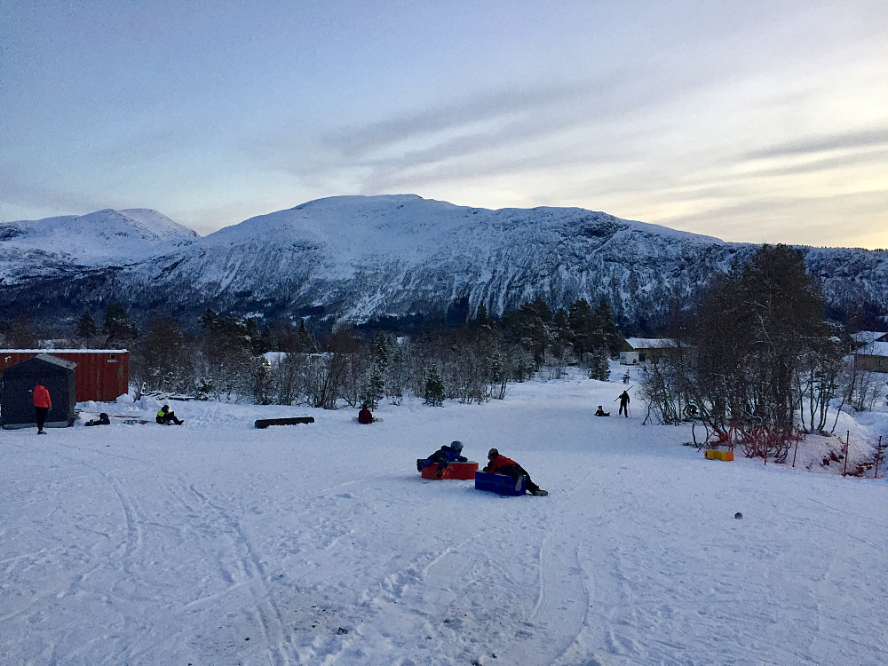 Litt aking etter kjøring i bakken
