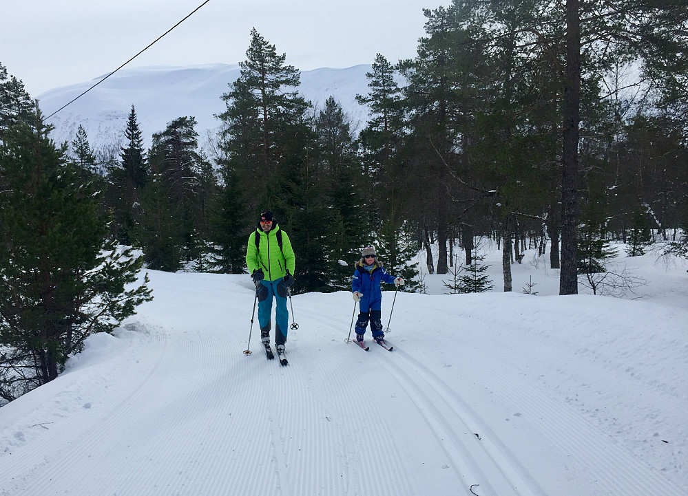 Gutta boys på runden via Storesætra