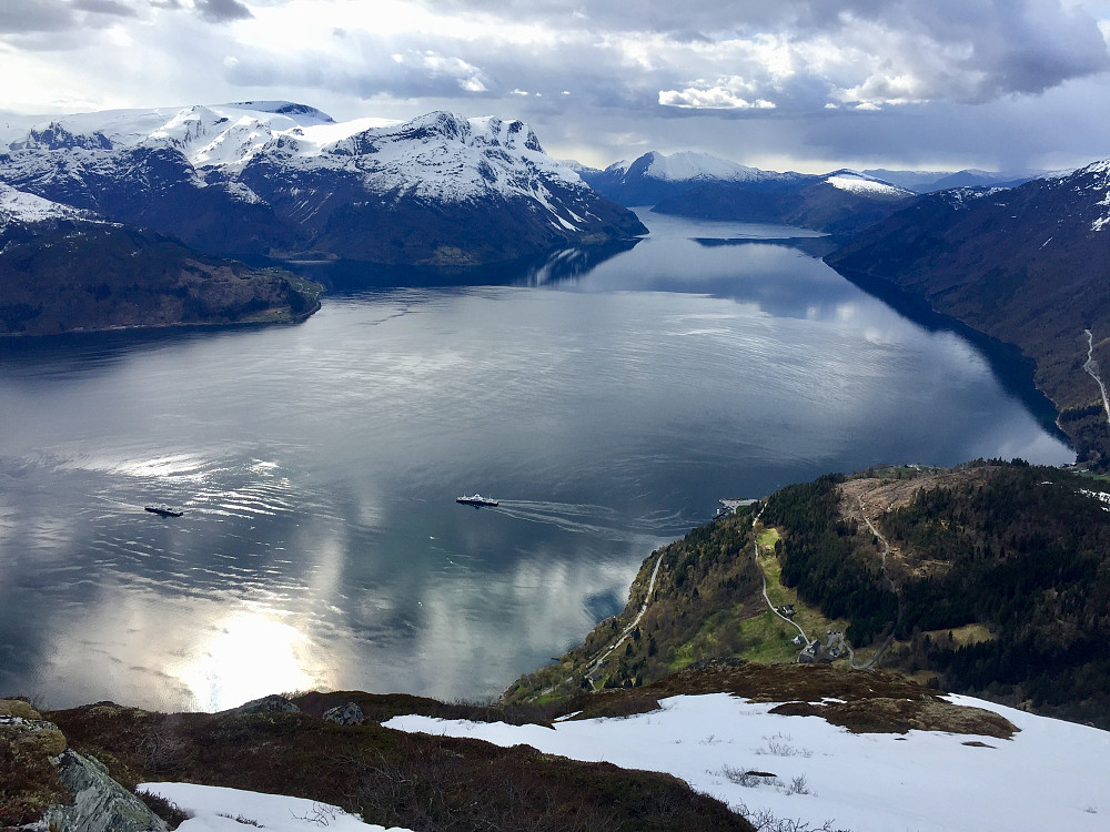 vakkert spill i fjorden!