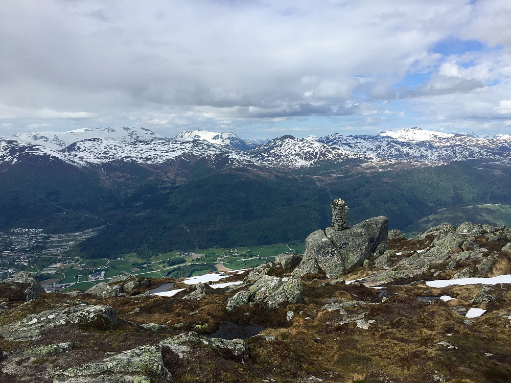 Trollenykjen/Svoradalsnibba 